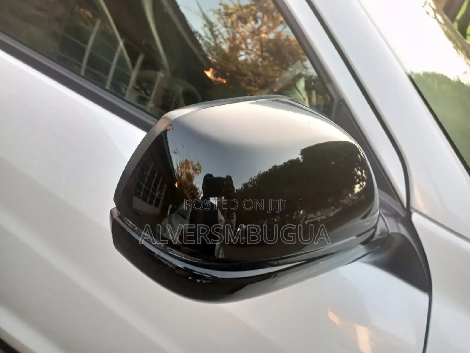 Honda Vezel 1.5 2WD 172 hp 2019 Off white
