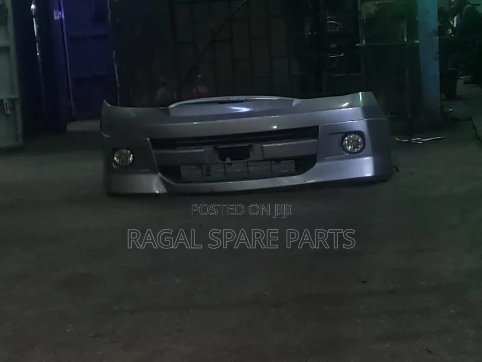 Voxy 2003/4 Bumper