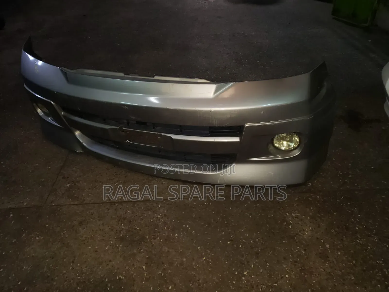 Voxy 2003/4 Bumper