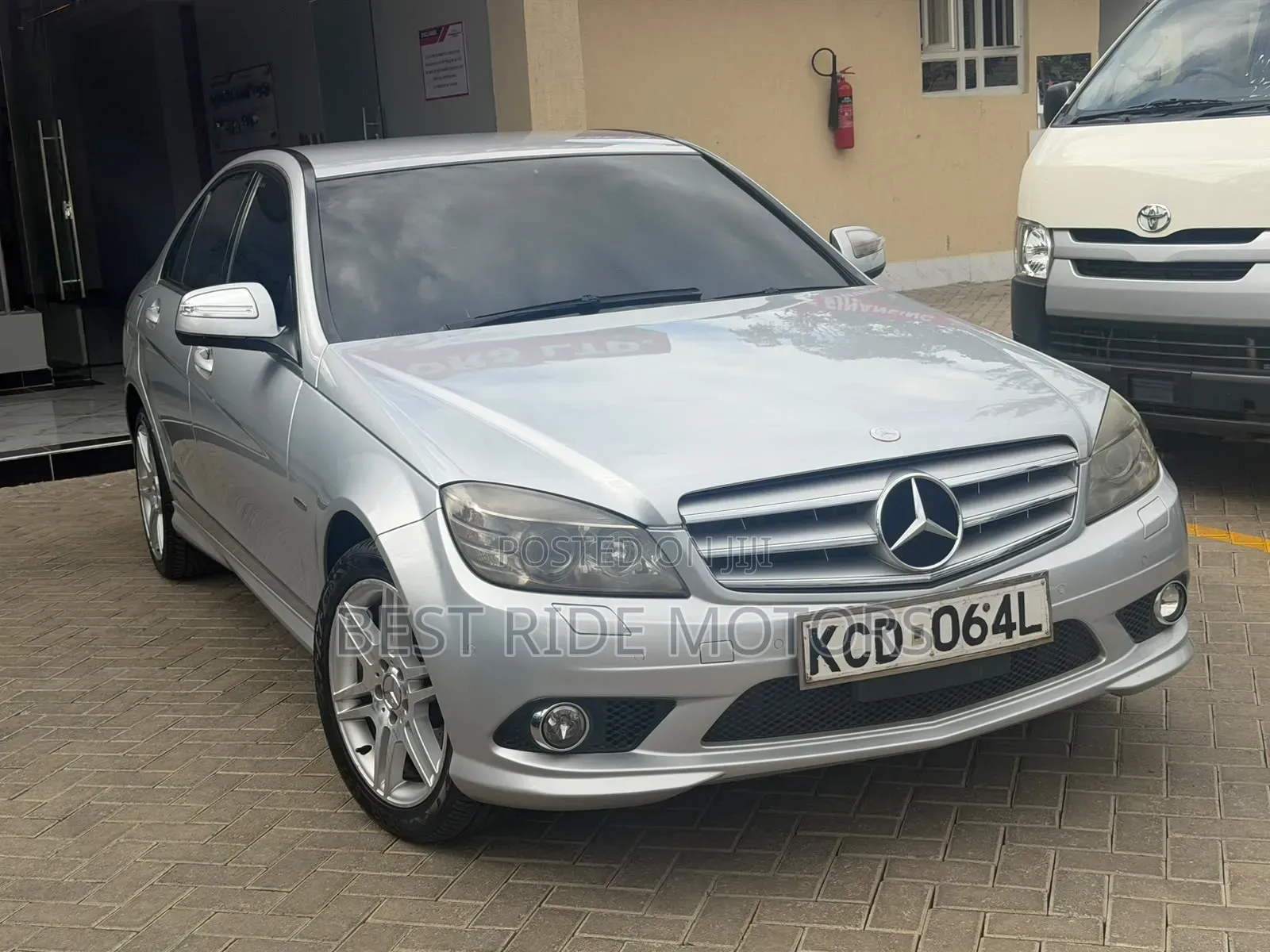 Mercedes-Benz C200 2008 Silver