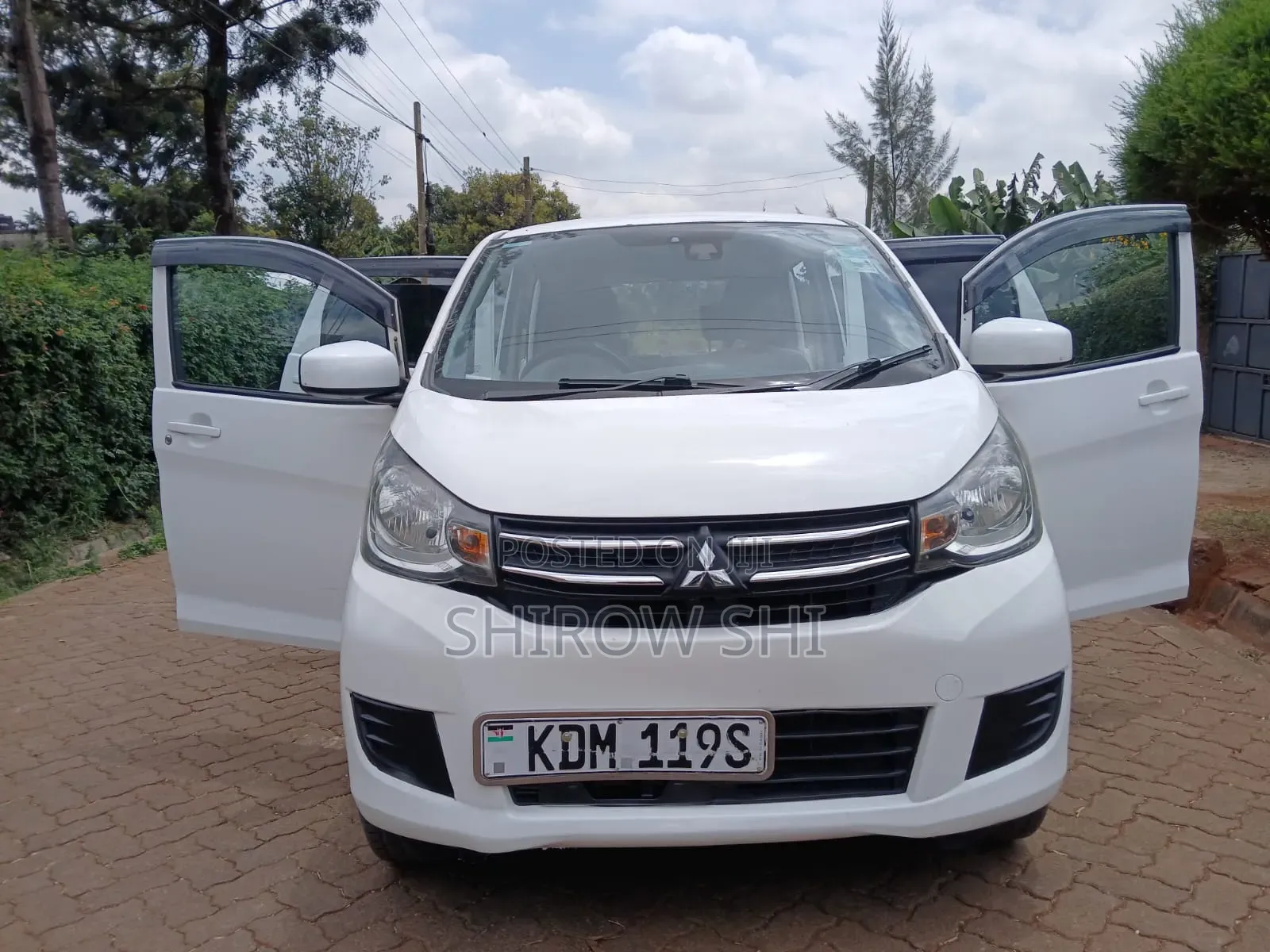 Mitsubishi EK Wagon 2016 White