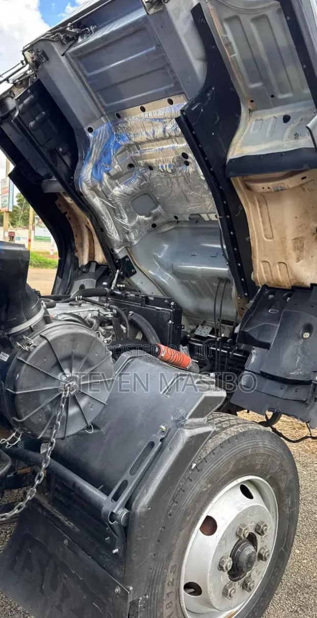 Isuzu FRR 90 2024