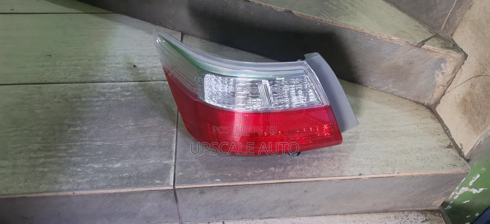 Toyota Premio 260 Taillights