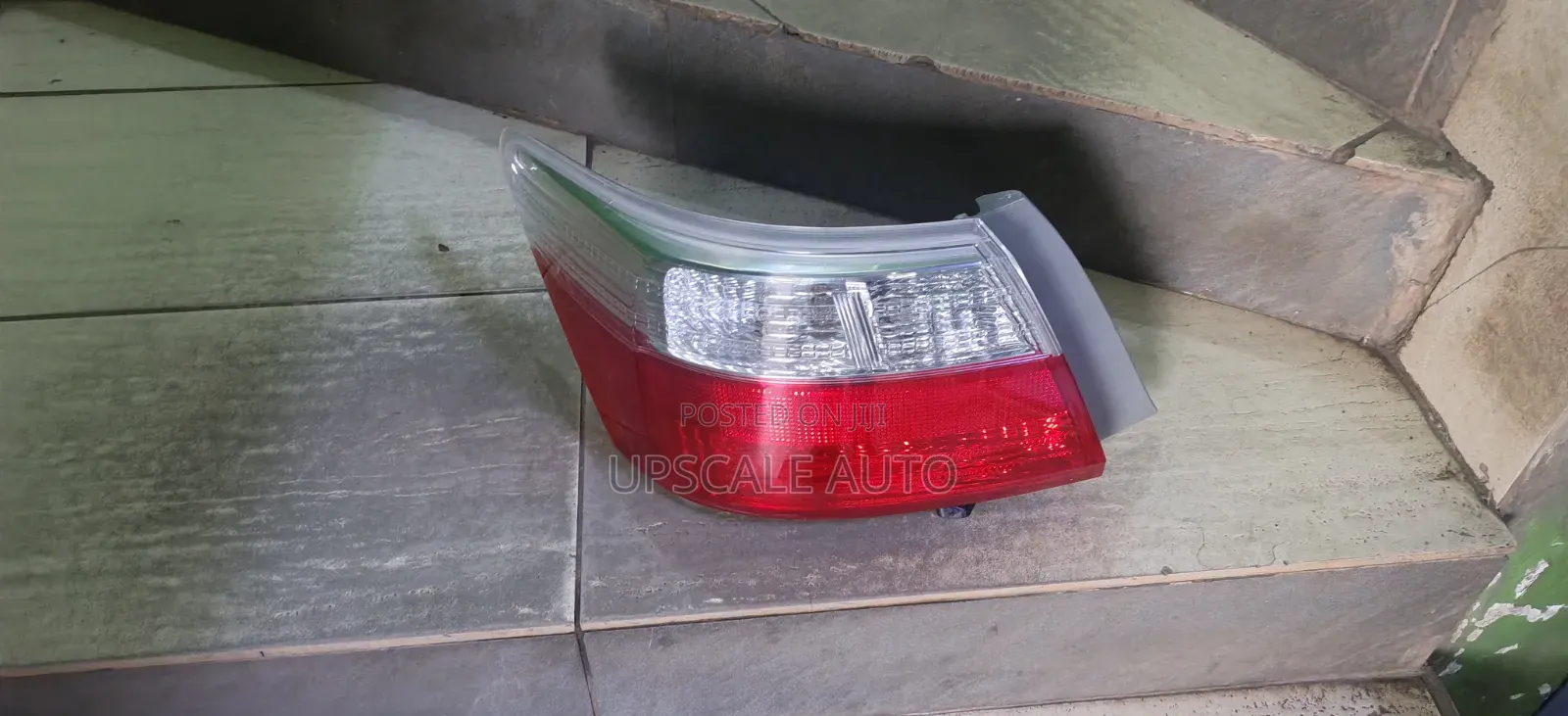 Toyota Premio 260 Taillights