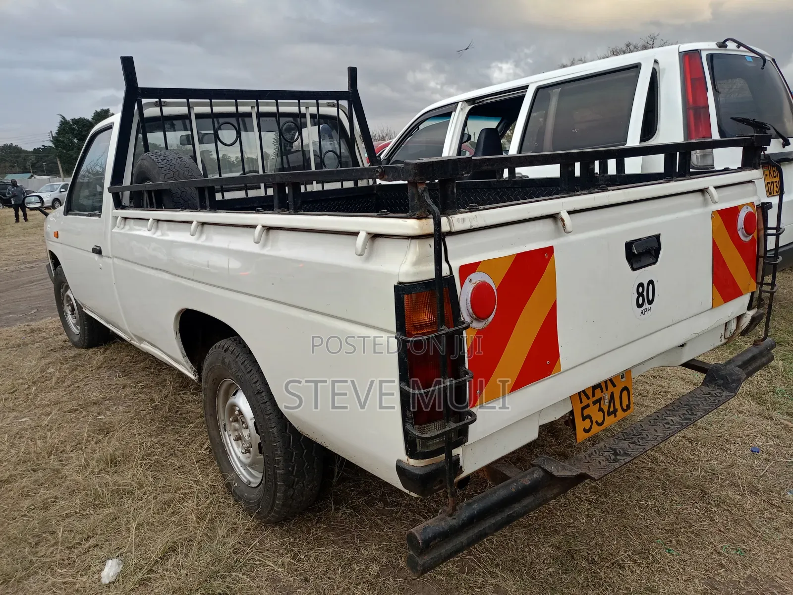 Nissan Pick-Up 1997 White