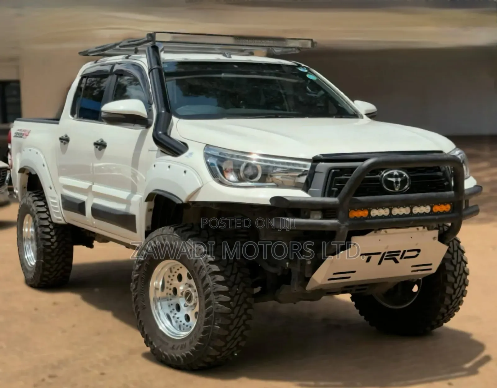 Toyota Hilux 2019 White