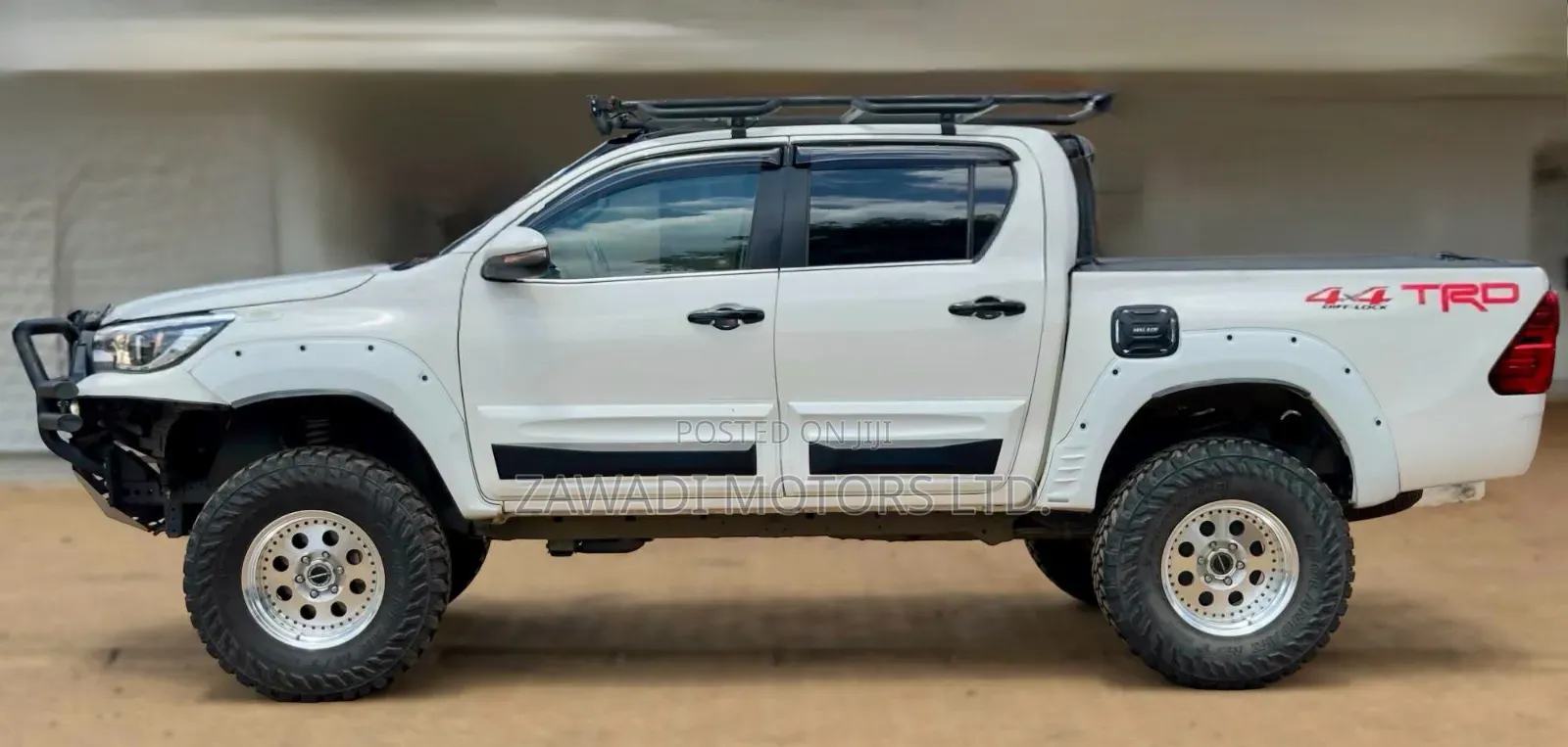 Toyota Hilux 2019 White