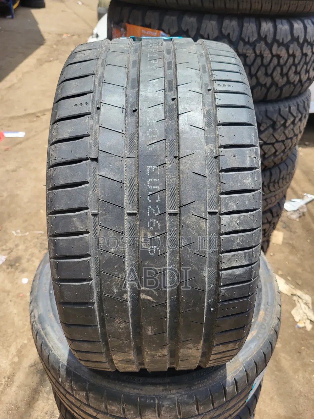 275/30r19 Dovroad