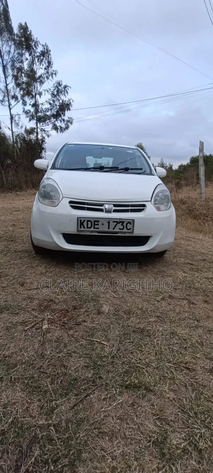Toyota Passo 1.0 FWD 2014 White