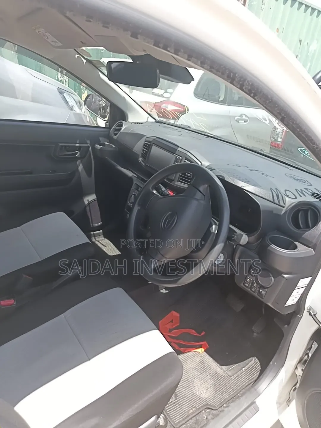 Daihatsu Mira 2019 White