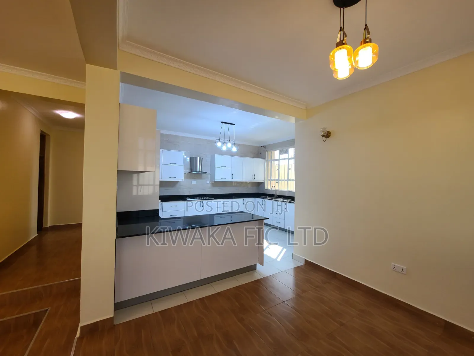 5bdrm Maisonette in Karuguru, Kamakis for sale