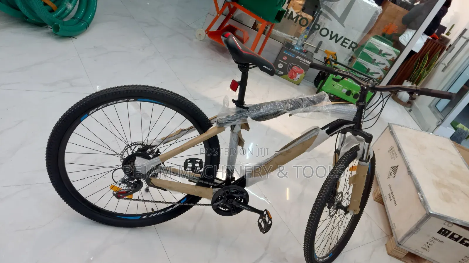 Reset Size 29" MTB 18 Speed Gear With Mudguard Adult Bike