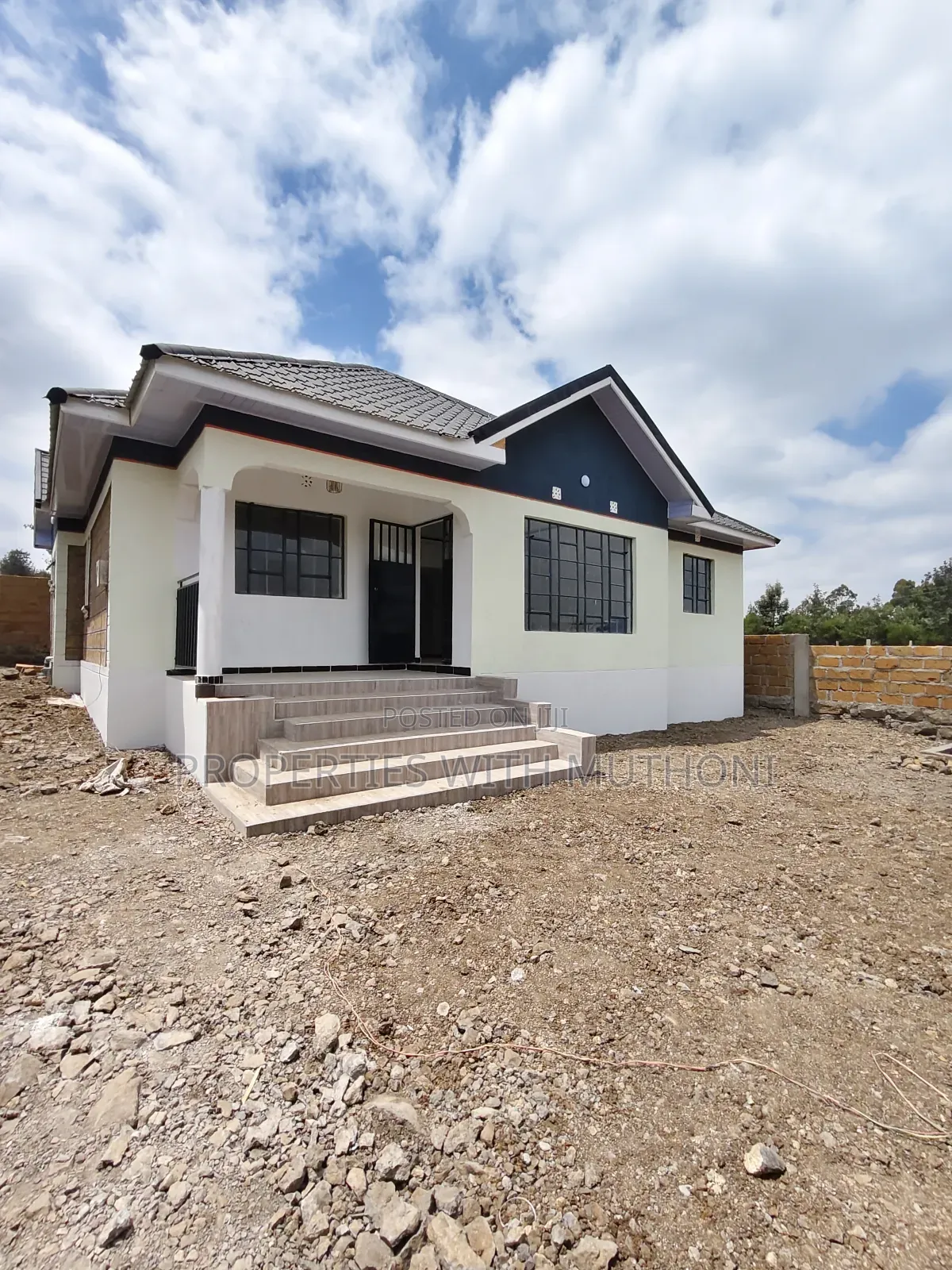 3bdrm Bungalow in Matasia for sale