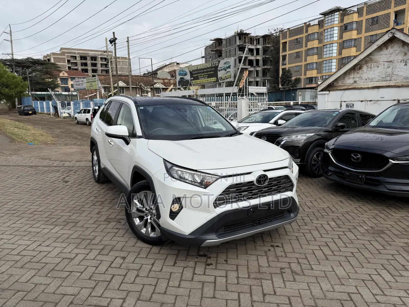 Toyota RAV4 Limited AWD 2019 White