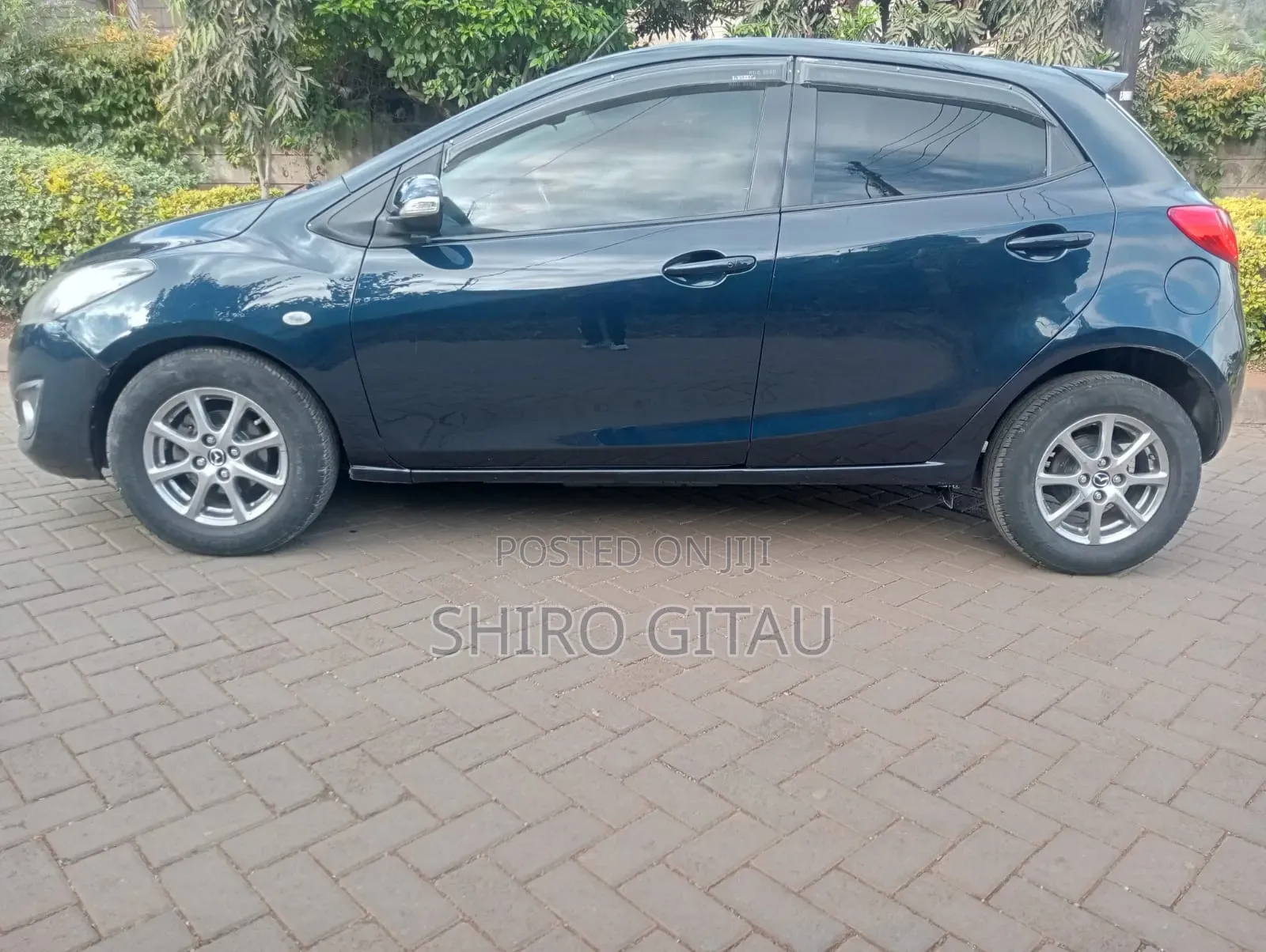 Mazda Demio 2013 Gray