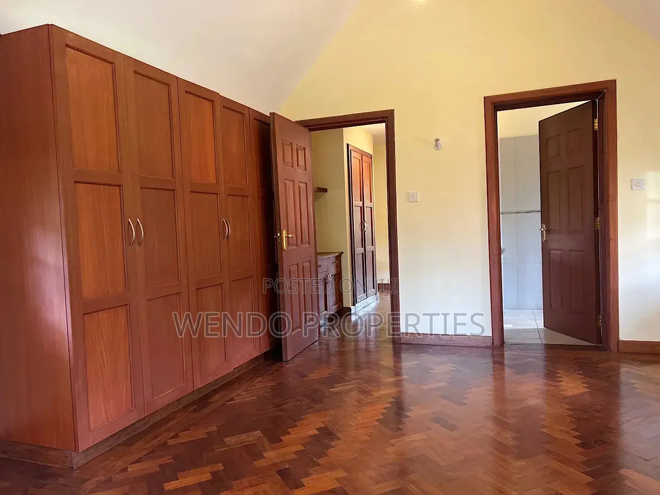 5bdrm Villa in Miotoni, Karen C for rent