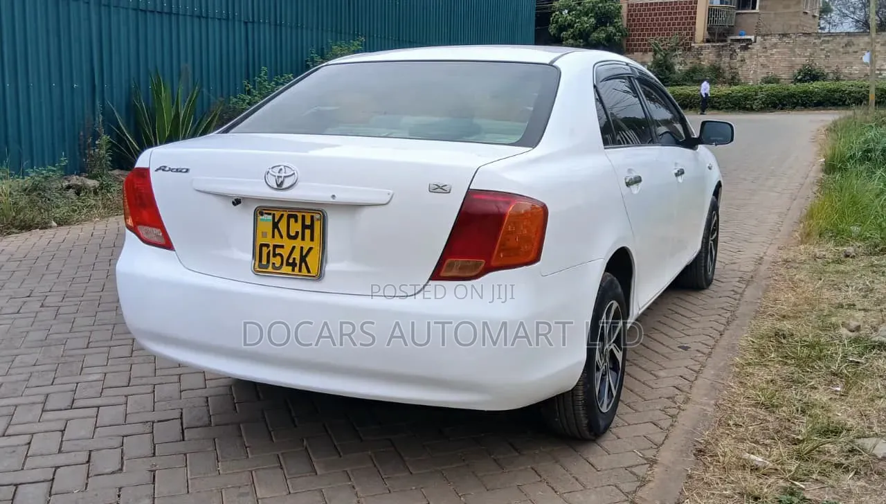 Toyota Axio 2009 White