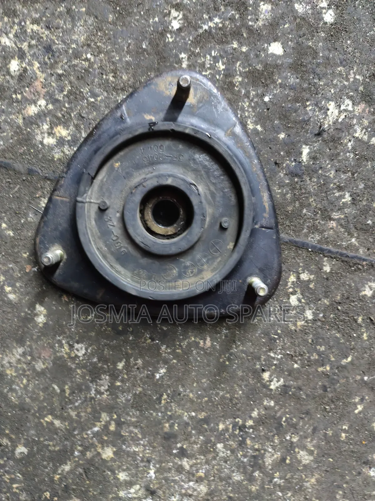 Subaru Shock Mount