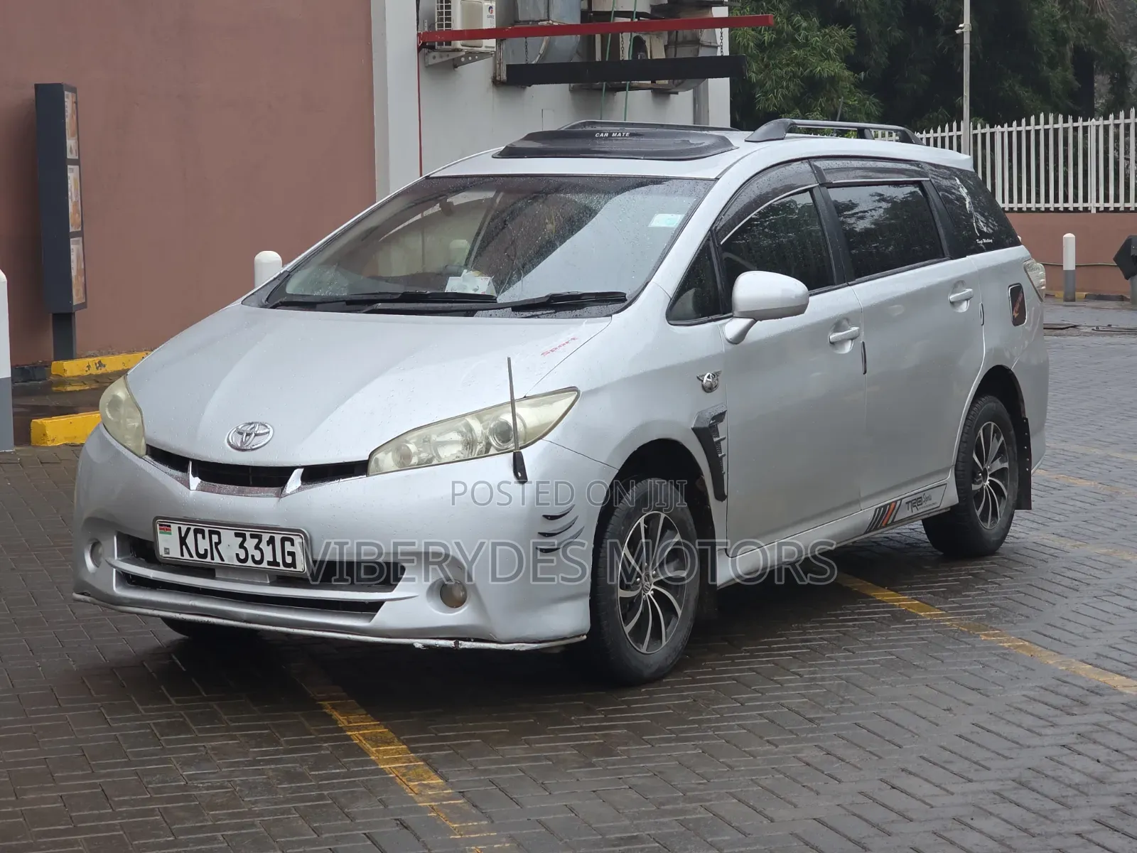 Toyota Wish 2011 Silver