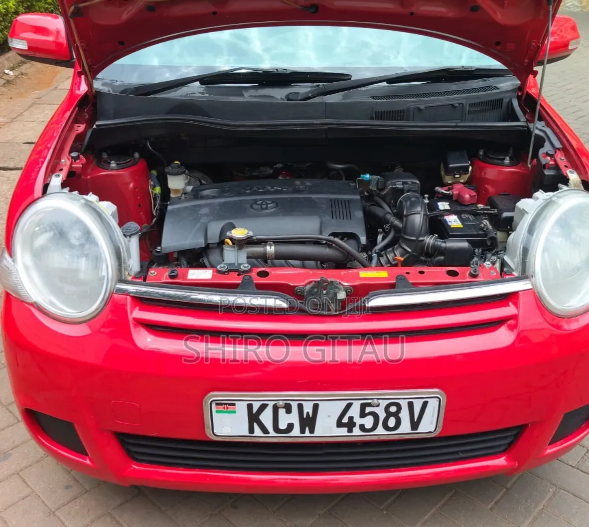 Toyota Sienta 1.5 FWD 2013 Red
