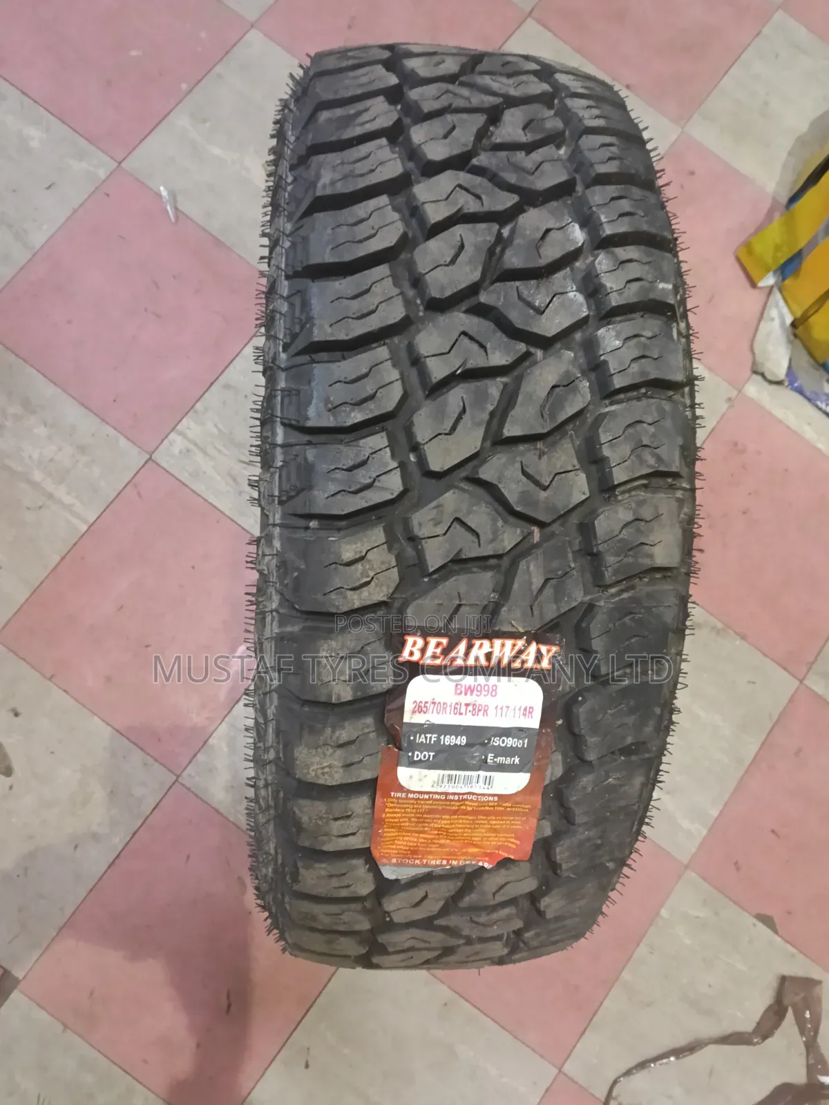 Bearway 265/70r16. Lt