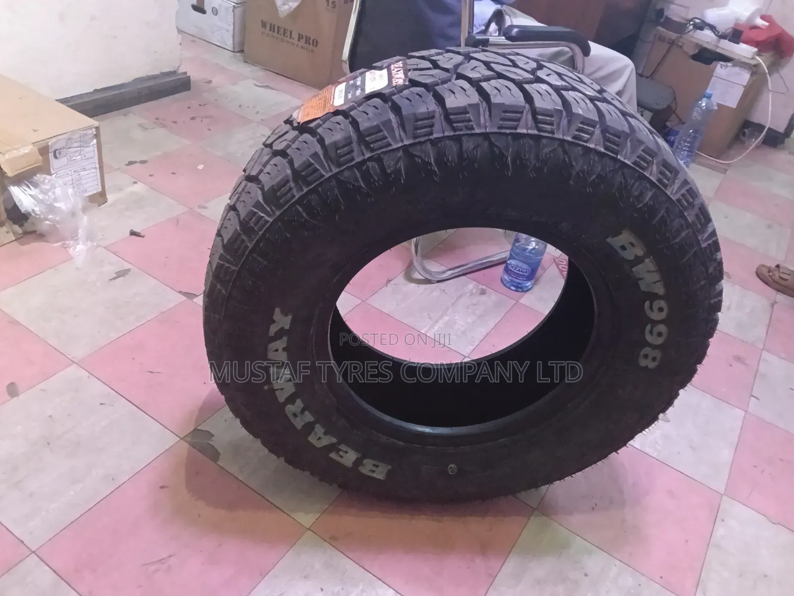 Bearway 265/70r16. Lt