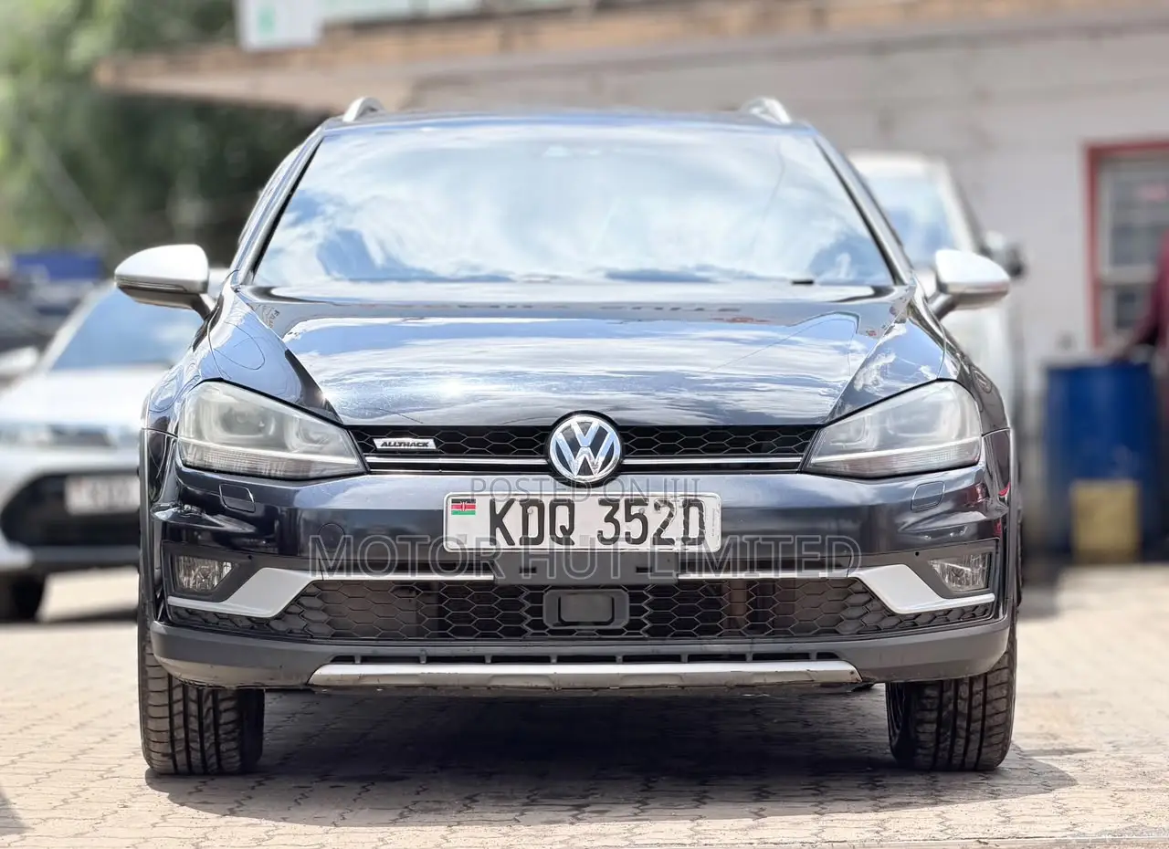Volkswagen Golf 2016 Black