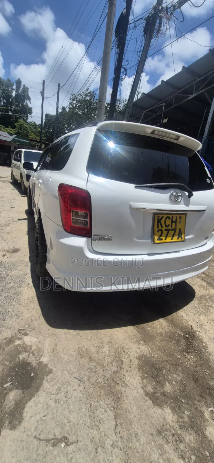 Toyota Corolla Fielder 2009 Off white