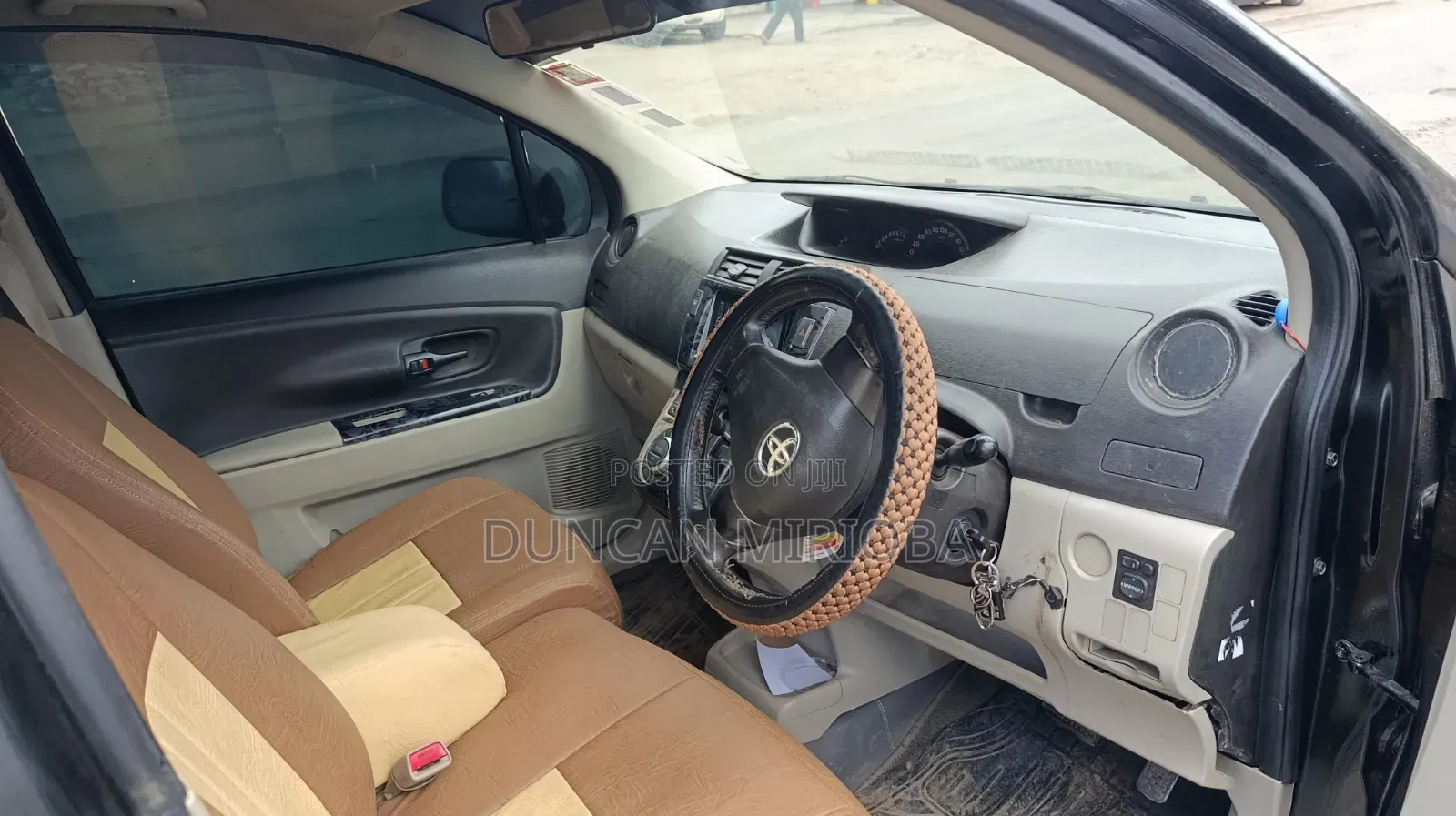 Toyota Passo Sette 2010 Black