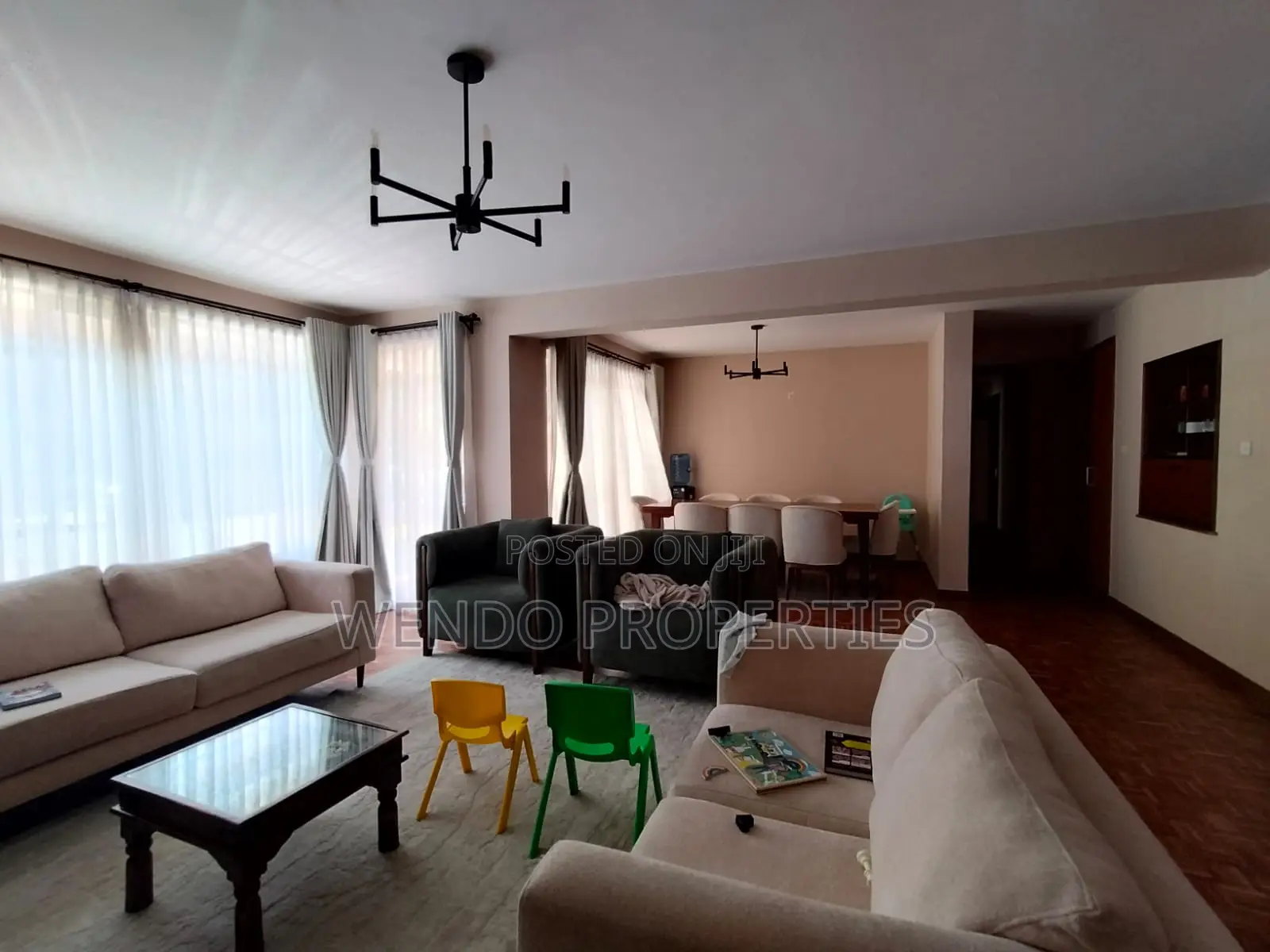 3bdrm Apartment in Valley Arcade for sale