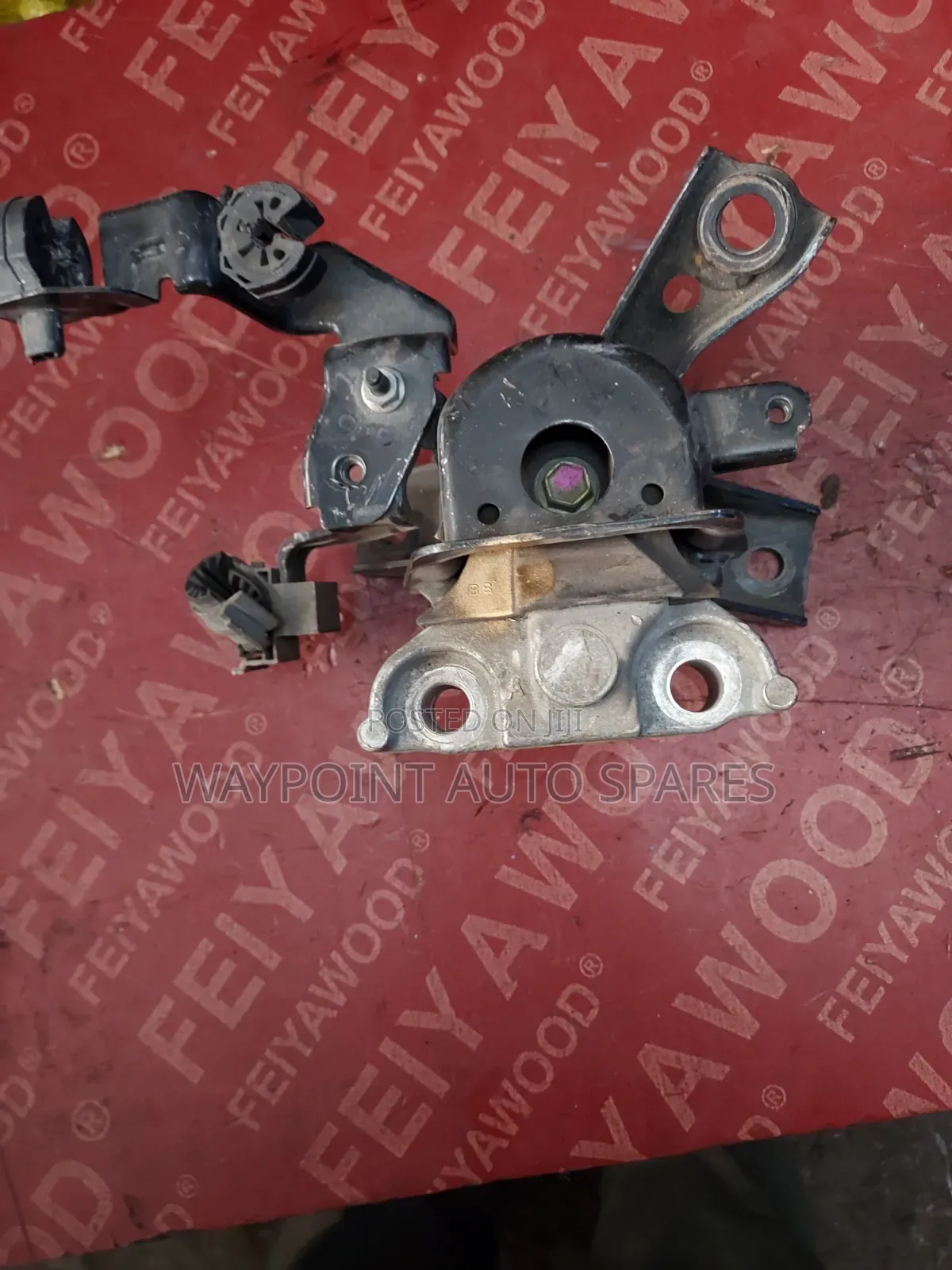 Toyota Vanguard, Rav4 Engine Mounts