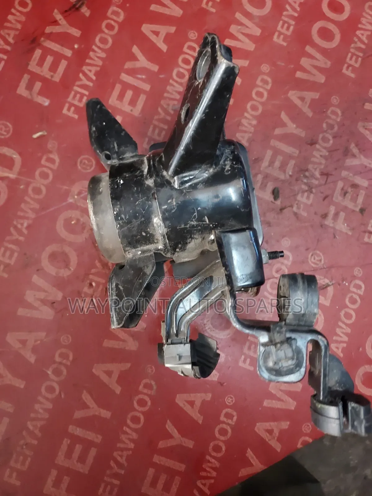 Toyota Vanguard, Rav4 Engine Mounts
