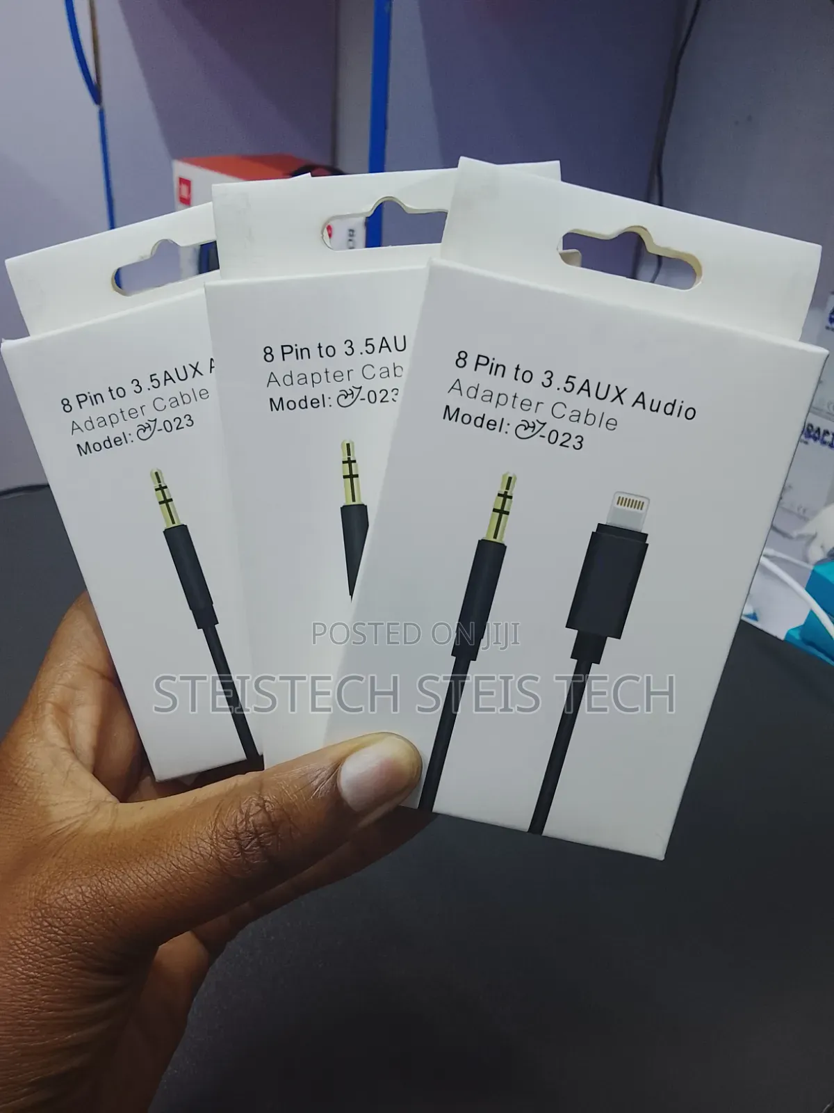 8 Pin to 3.5 Aux Audio Adapter Cable