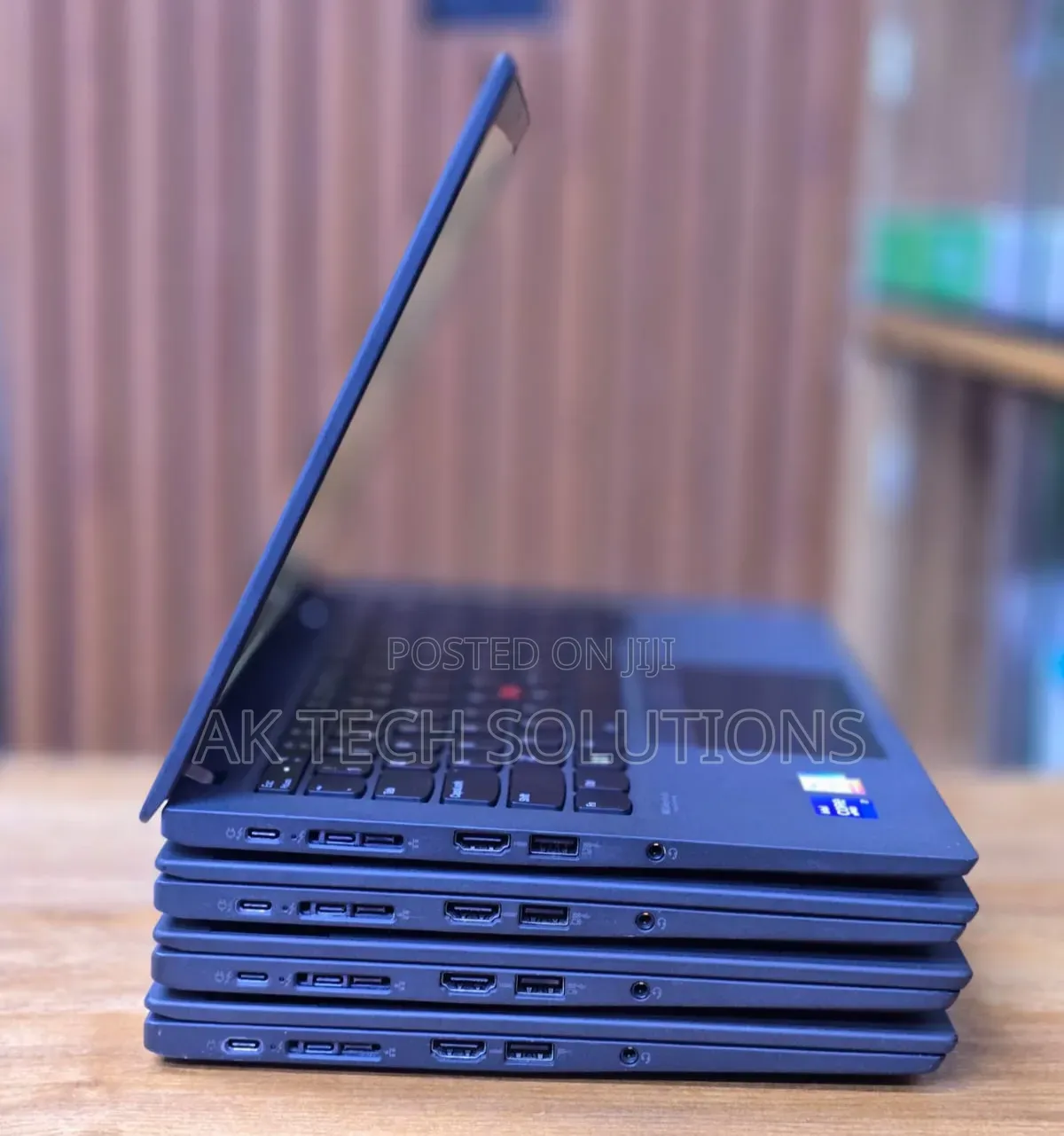 Laptop Lenovo ThinkPad T14s Gen 2 32GB Intel Core i7 SSD 256GB