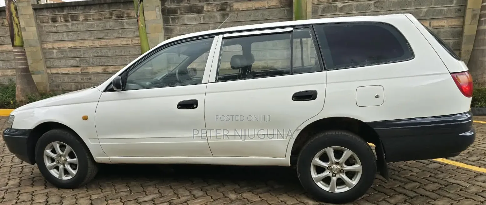 Toyota Caldina 2004 White