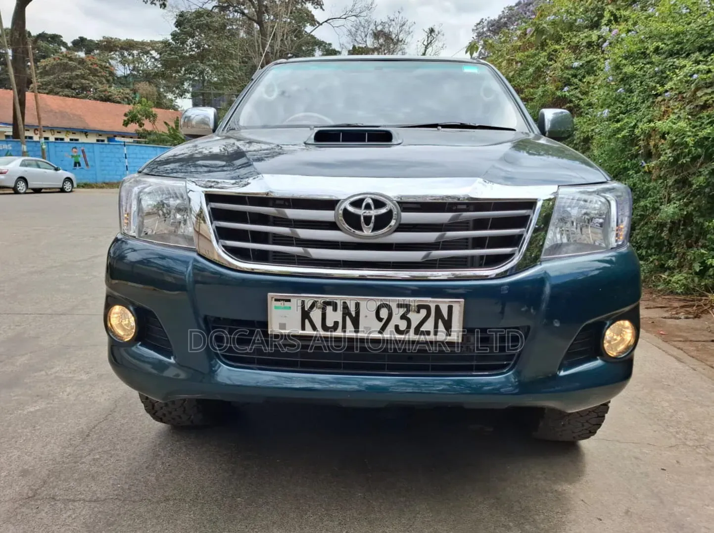 Toyota Hilux 2011 Green