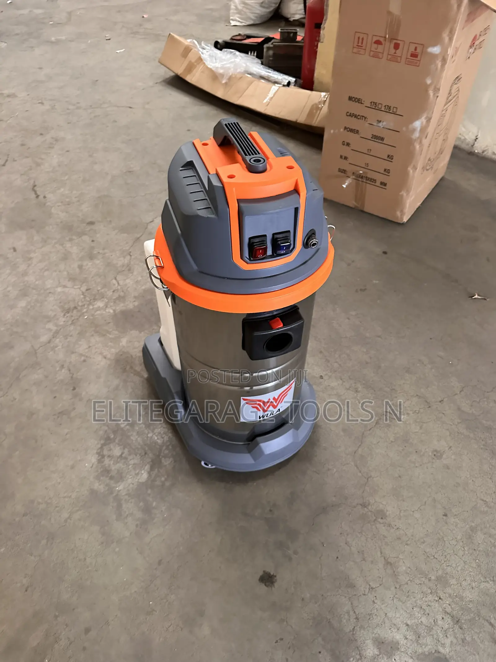Heavy Commercial Sunshine Italy Spray Vacuum Cleaner