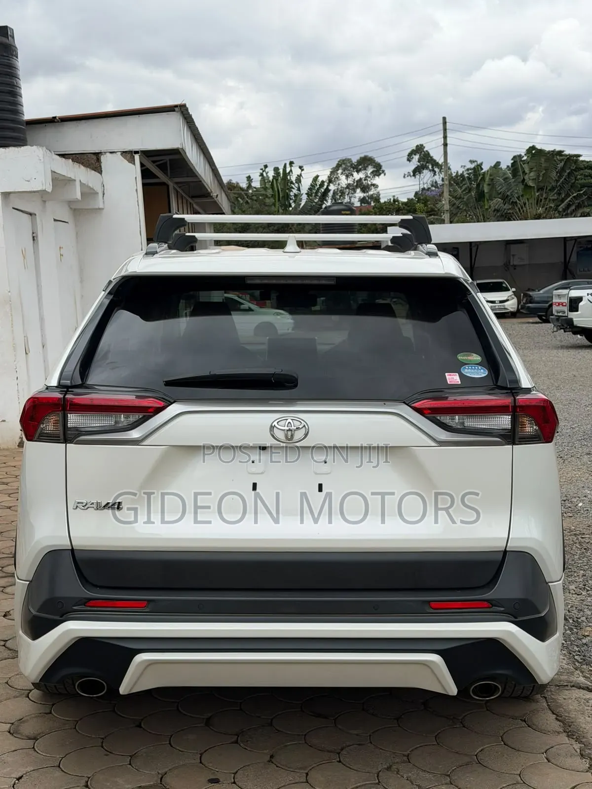 Toyota RAV4 2020 White
