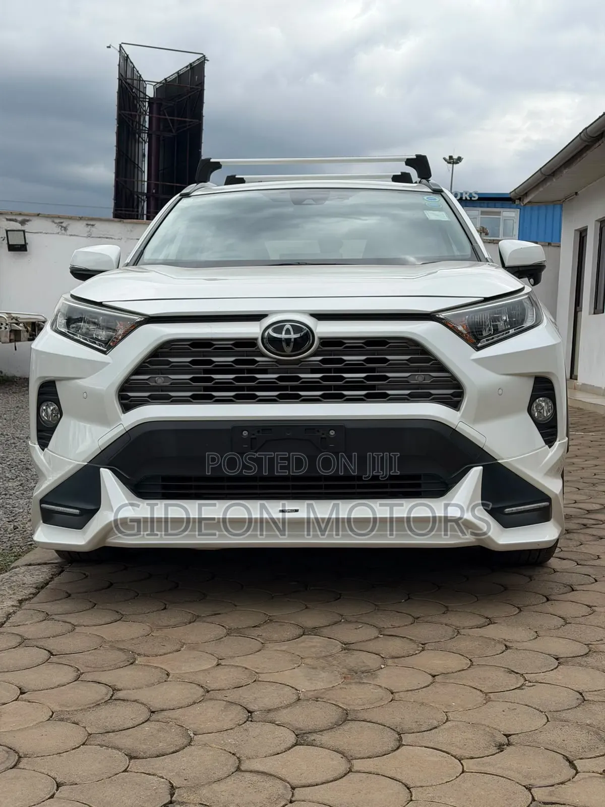 Toyota RAV4 2020 White