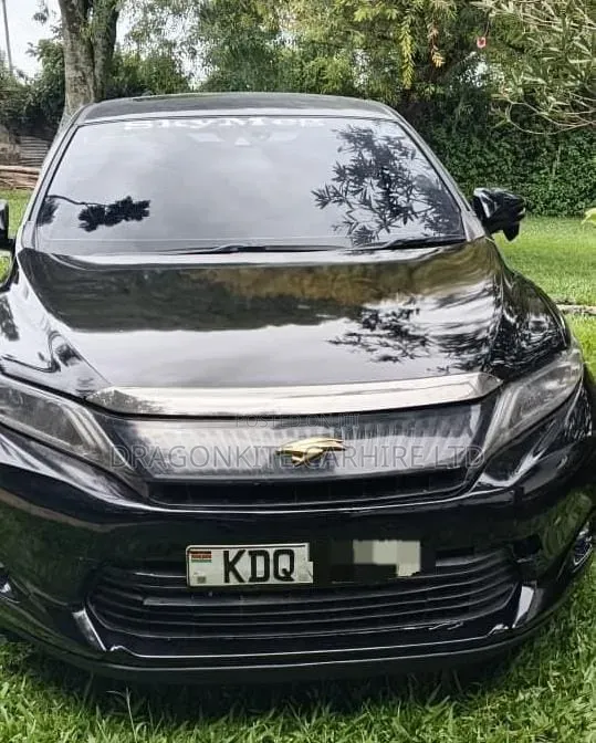 5 Seater Toyota Harrier for Hire/Rent