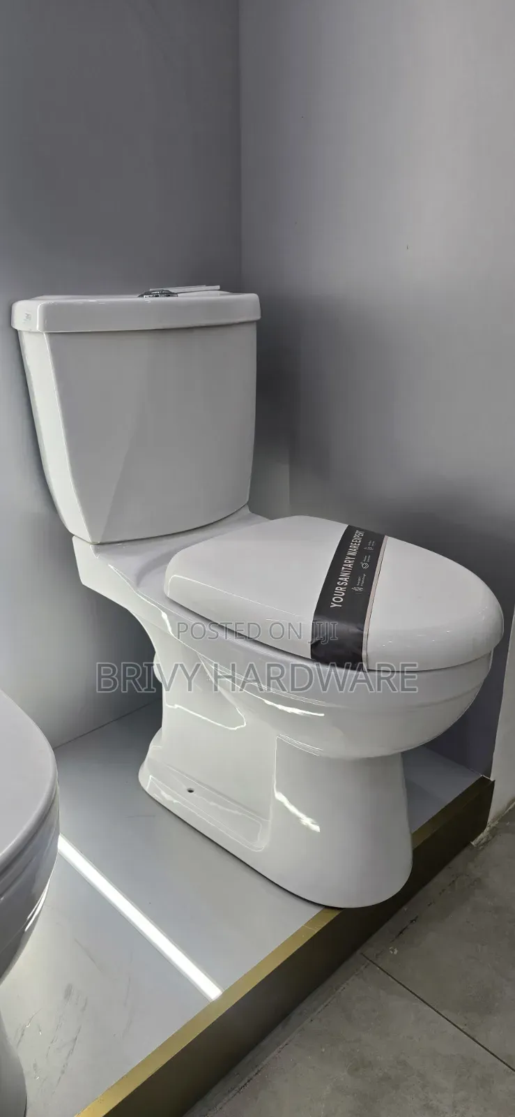 Frencia Close-Coupled Toilet (WC-664)