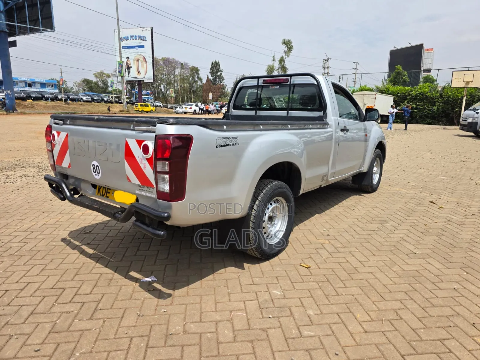 Isuzu D-MAX 2021 Gray