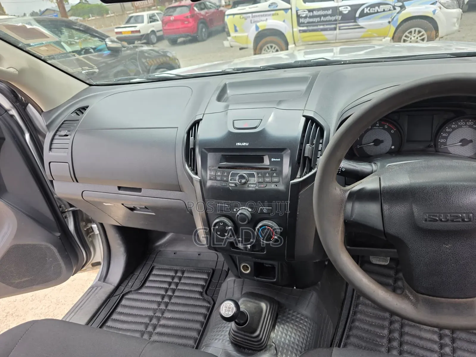 Isuzu D-MAX 2021 Gray