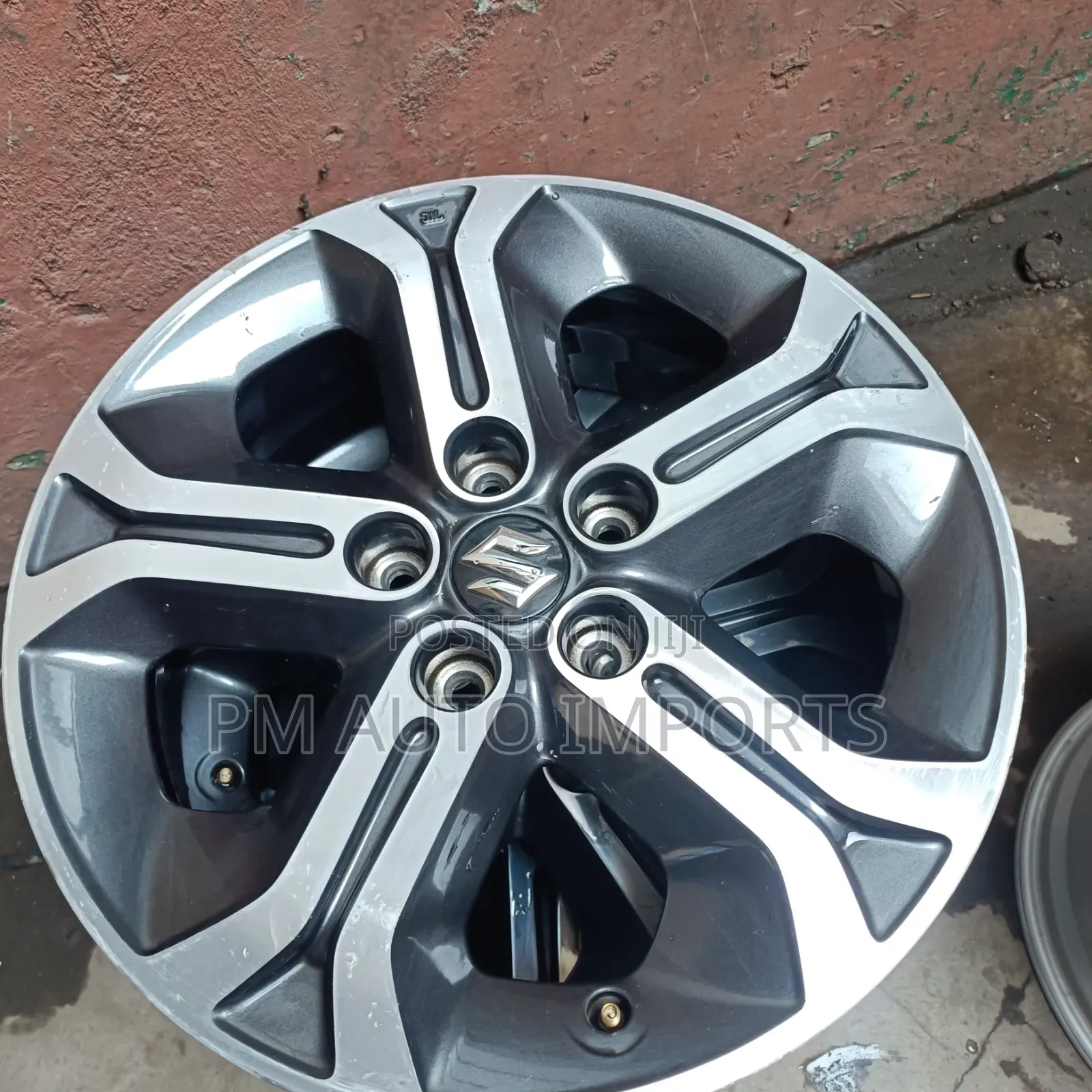 Suzuki Rims Size 17