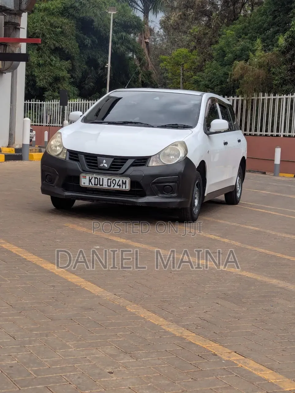 Nissan Advan 2018 White