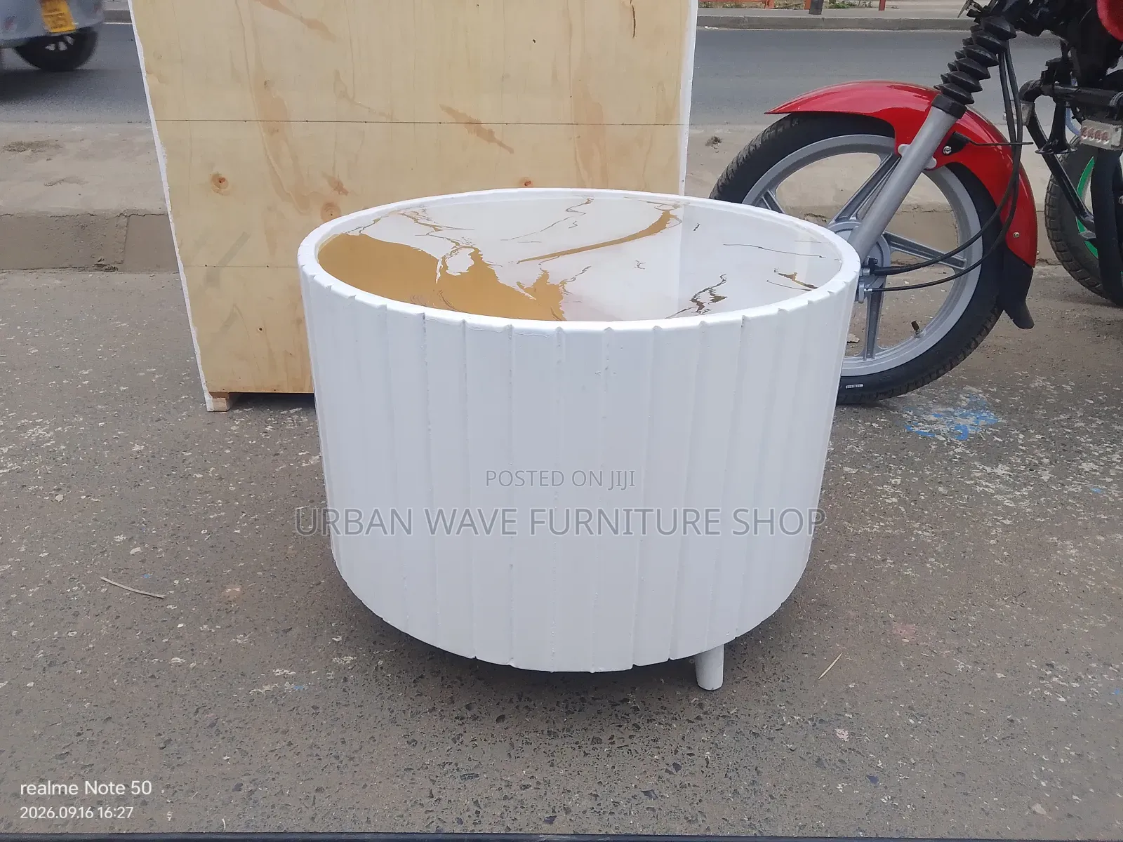 Roundstrong Coffee Tables