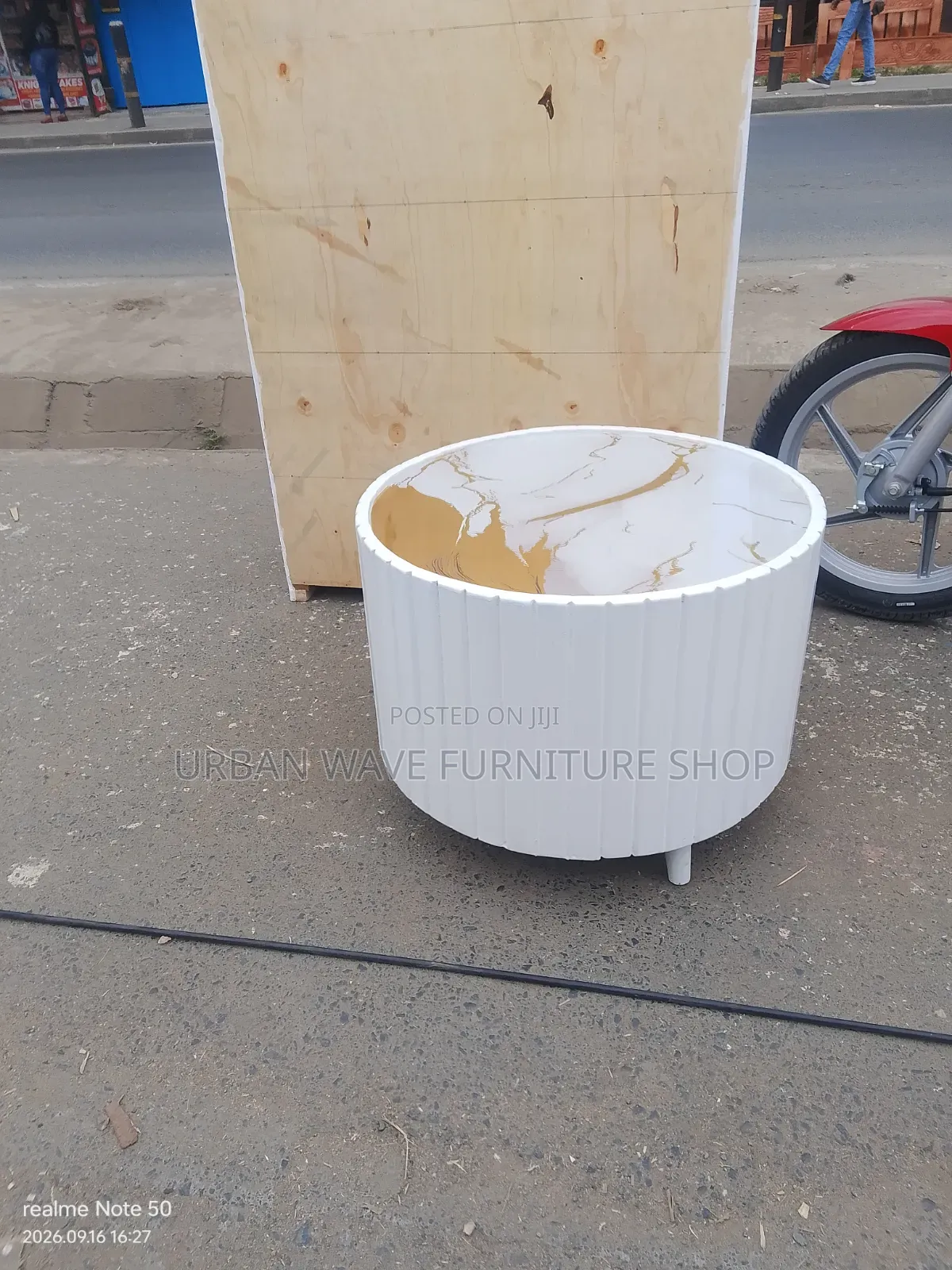 Roundstrong Coffee Tables