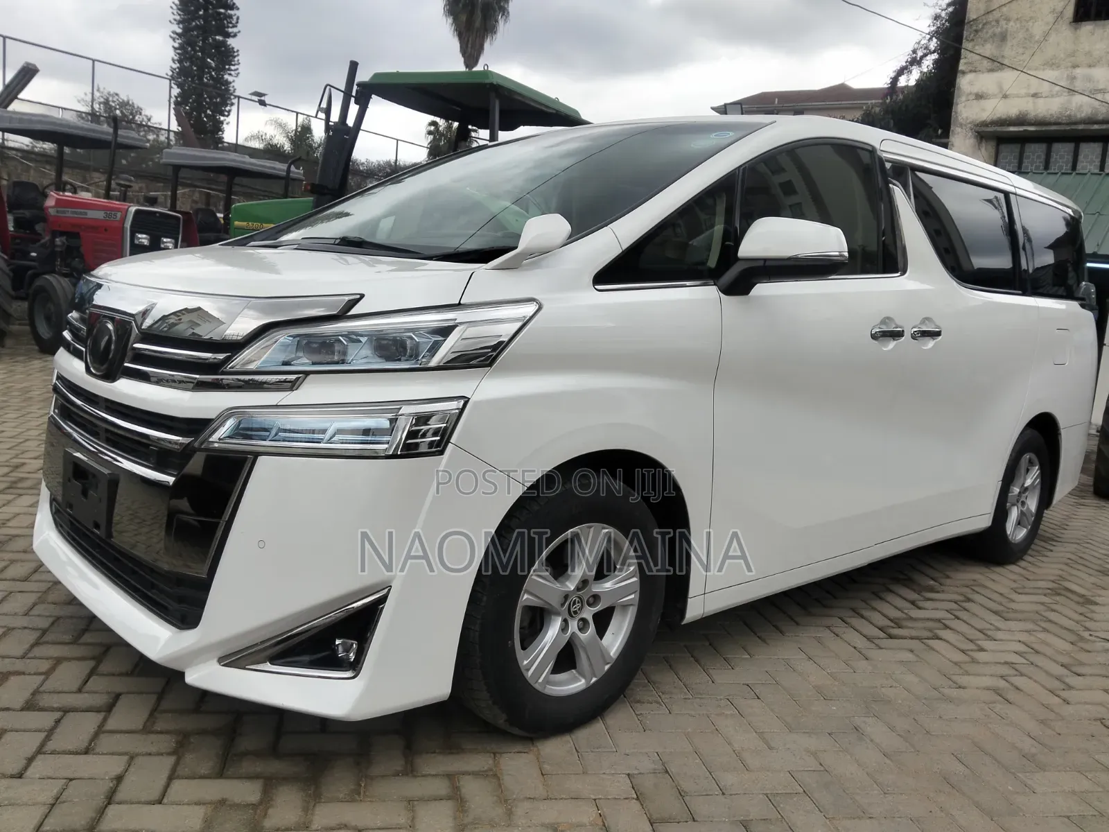 Toyota Vellfire X 2.5 FWD 8-Seater 2019 White