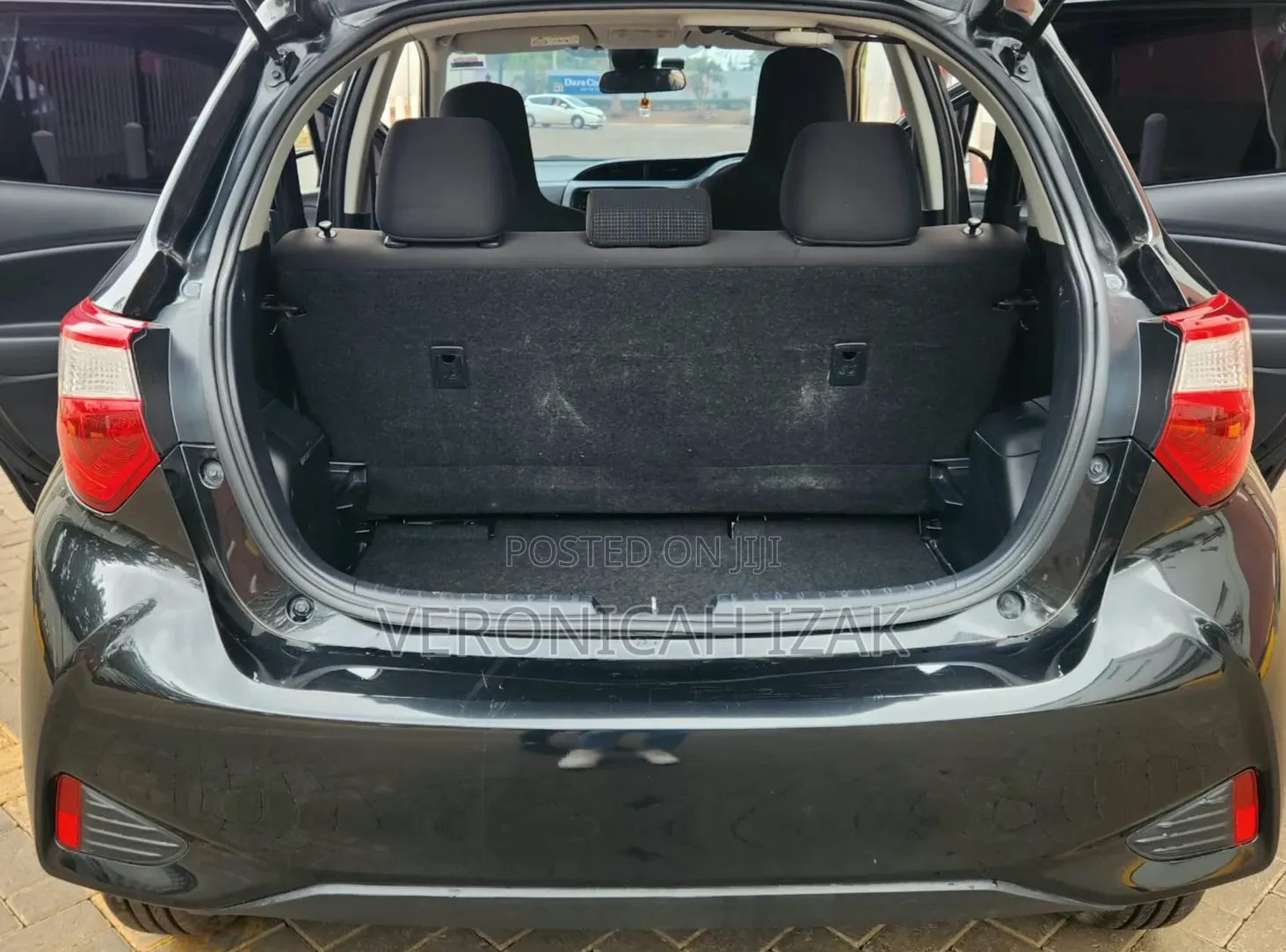 Toyota Vitz 2018 Black