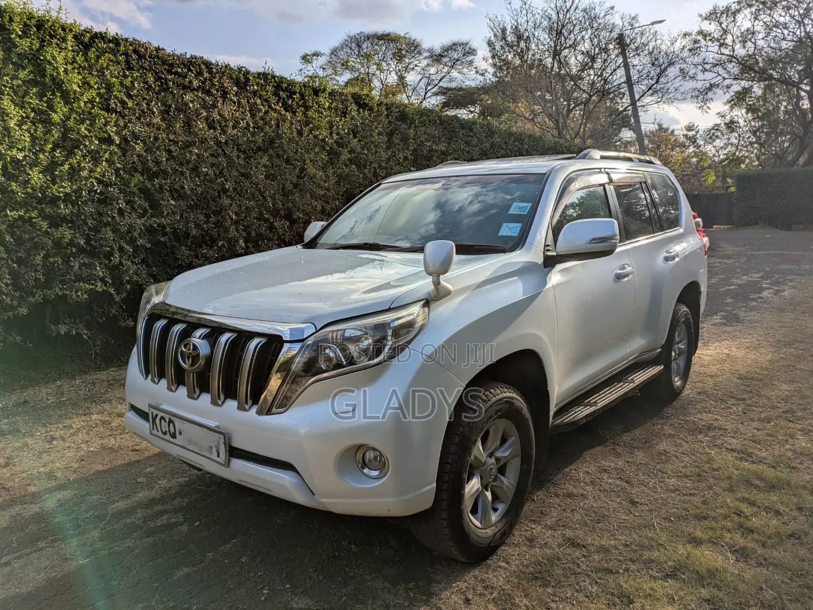 Toyota Land Cruiser Prado 2014 White